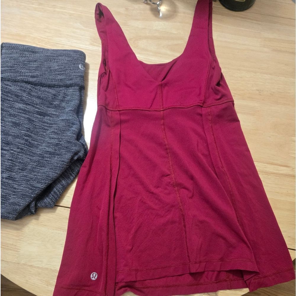lululemon 2 Piece Bundle Capri And Tank - Picture 4 of 11